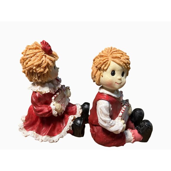 Valentines Day Tree with Figurines & Heart Ornaments Set - Picture 8 of 14